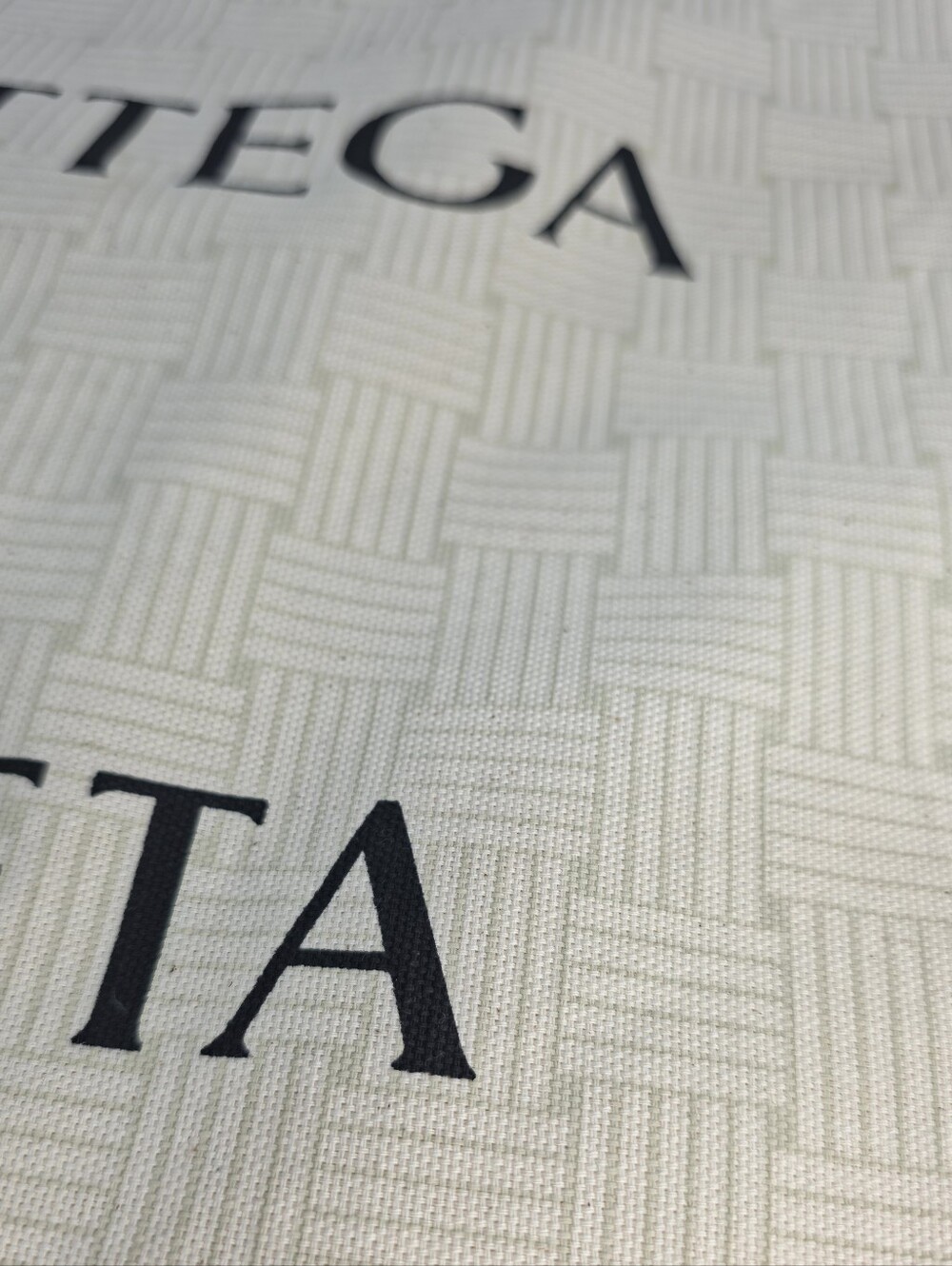 Bottega Veneta Dust Bag Cream Drawstring Pouch 13"x16" Authentic - Picture 4 of 8